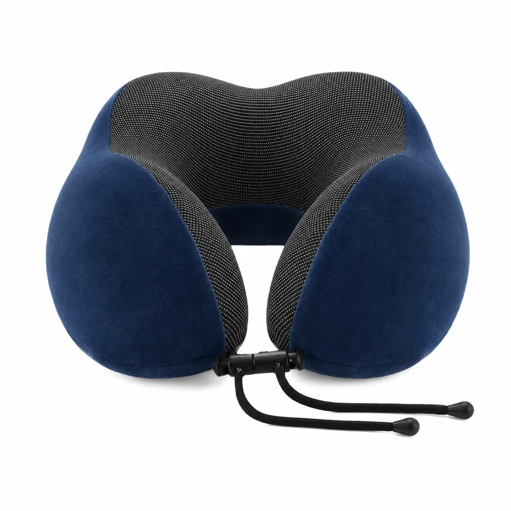 Marineblauw kleur van het reiskussen